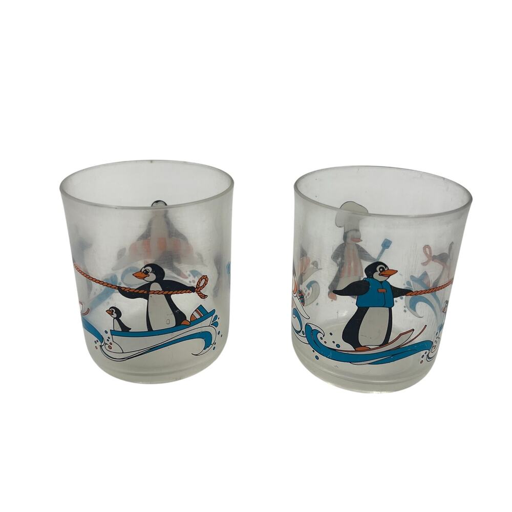 Vintage Plastic Penguins Cups Summer Sports Water‎ Skiing BBQ Swimming Beach